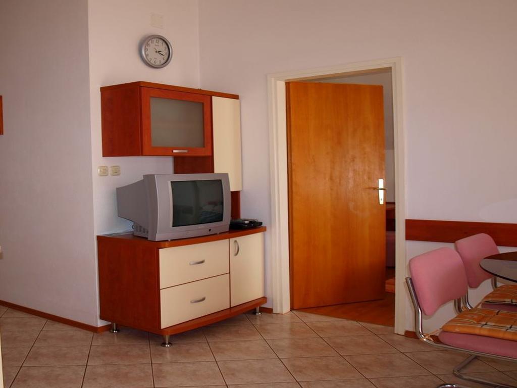 Apartments Mia بوستيرا الغرفة الصورة