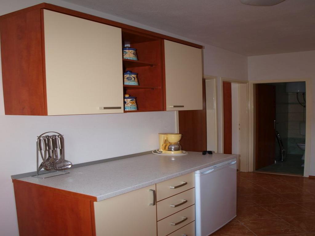 Apartments Mia بوستيرا الغرفة الصورة